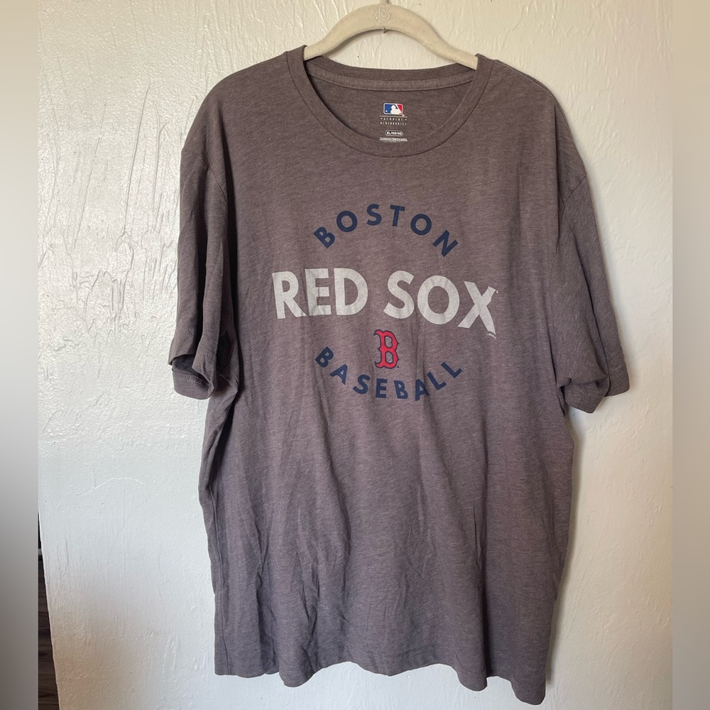 Genuine‎ Merchandise Boston Red Sox Gray Tee